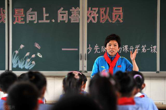 易边再战后卡梅隆-约翰逊和夏普联手追分，但鹈鹕总能给予回应，篮网始终无法打出追分高潮，三节结束后鹈鹕继续领先27分，末节上来，两队早早换上替补阵容，篮网进攻乏力追分无望，比赛提前失去悬念，最终鹈鹕112-85大胜篮网迎来三连胜，同时送给对手四连败。